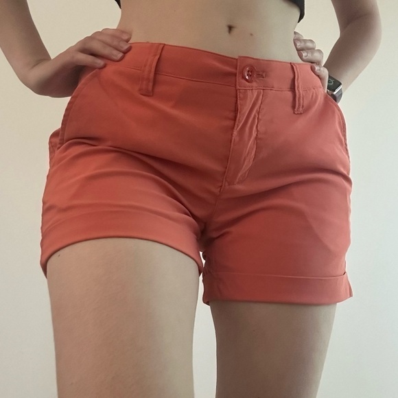 PEAK PERFORMANCE ROSLYN ATHLETIC SHORTS CORAL ORANGE - 27 - Picture 3 of 17